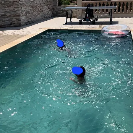 Logement Entier, Piscine, Vue Mer, 7 Mn De Gigaro Villa