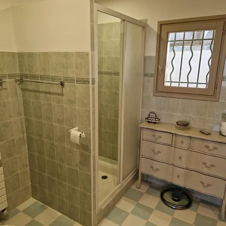 Villa Logement Entier, Piscine, Vue Mer, 7 Mn De Gigaro